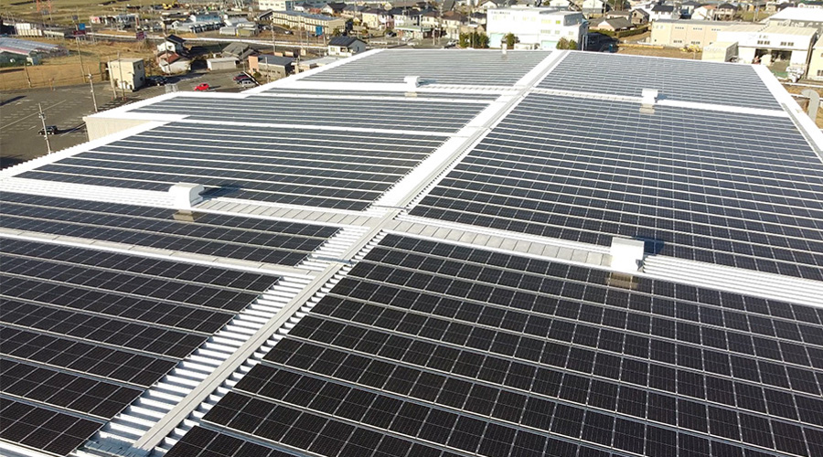 Photo:Solar panels at our Tsutsumi plant