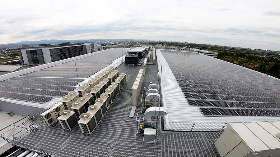 Photo:Solar panels at the MONOZUKURI Innovation Center, Sanage Plant