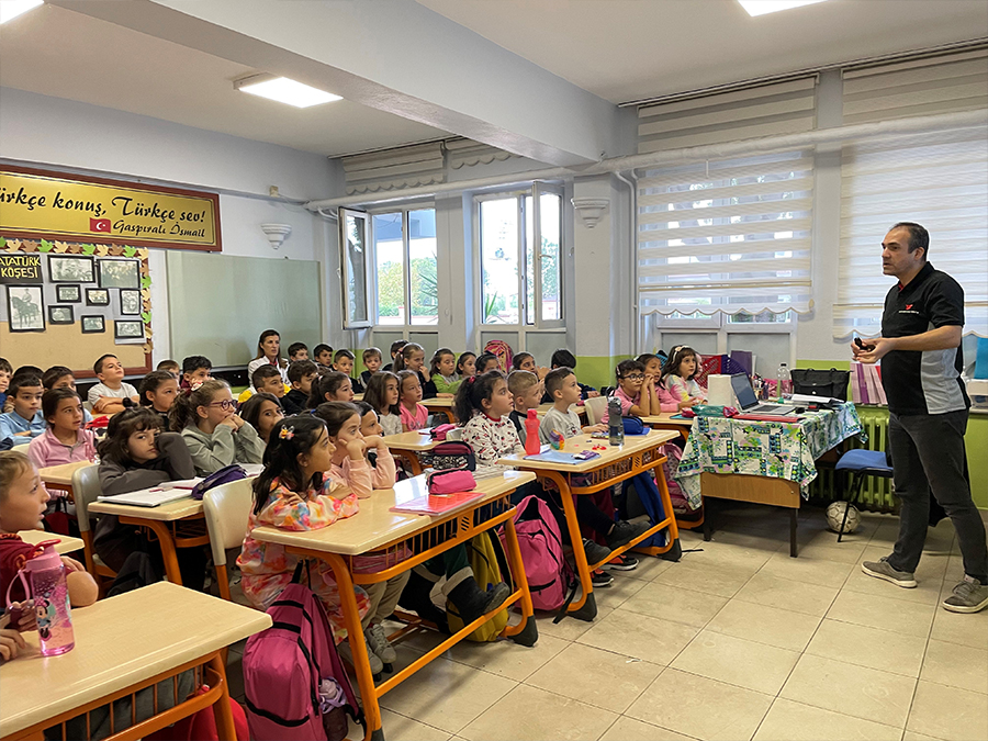 Photo:A classroom lecture