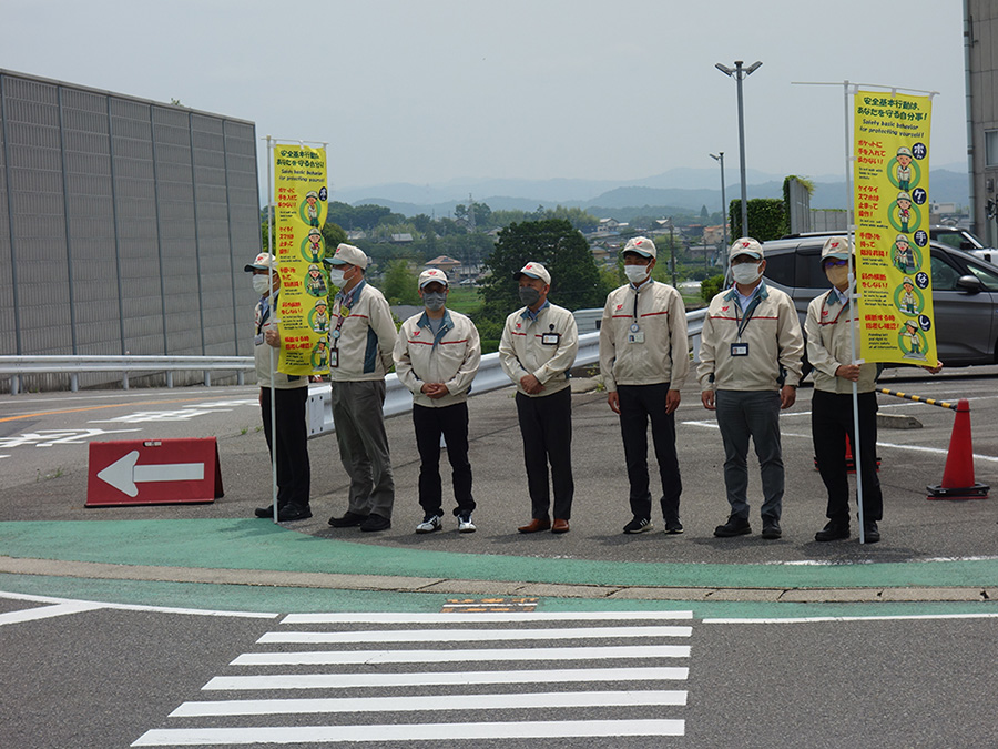 Photo:Safety awareness and guidance activities are periodically held within plants