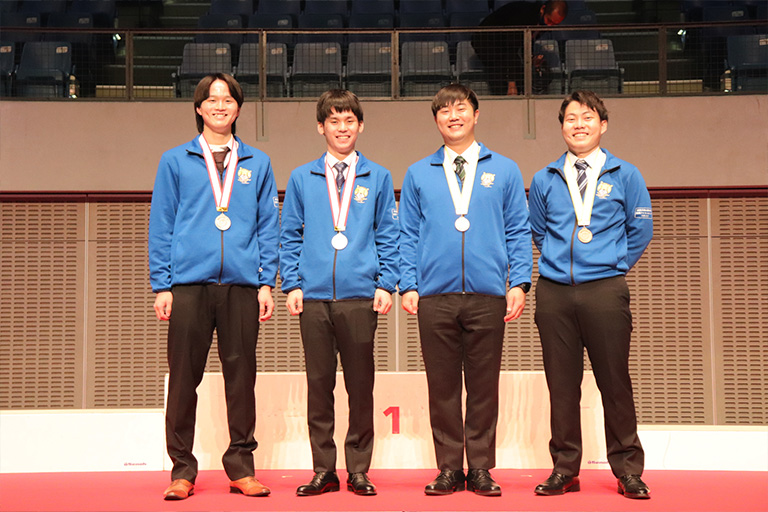 写真:第60回技能五輪全国大会入賞者